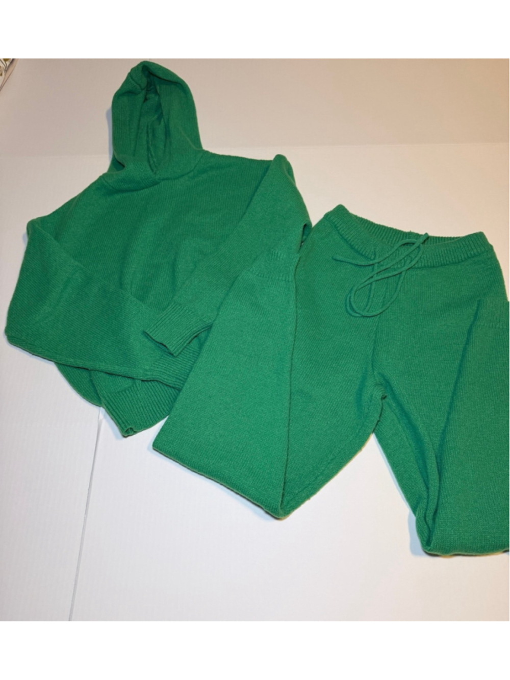 AQ-Sport green hoodie sweater top/pants size M